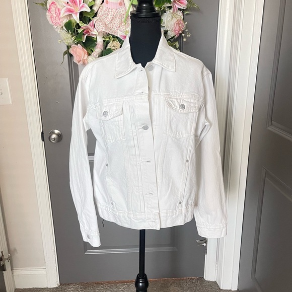 Old Navy White Denim Jacket Size 12 - Picture 2 of 5